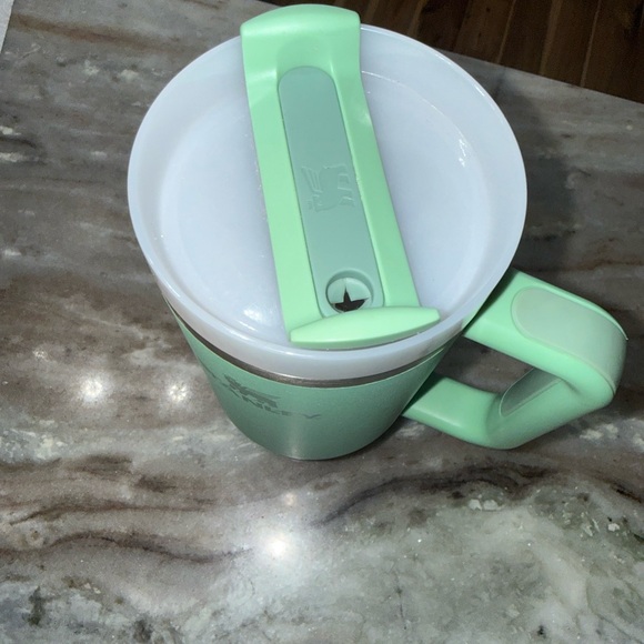 Stanley - Picture 5 of 5